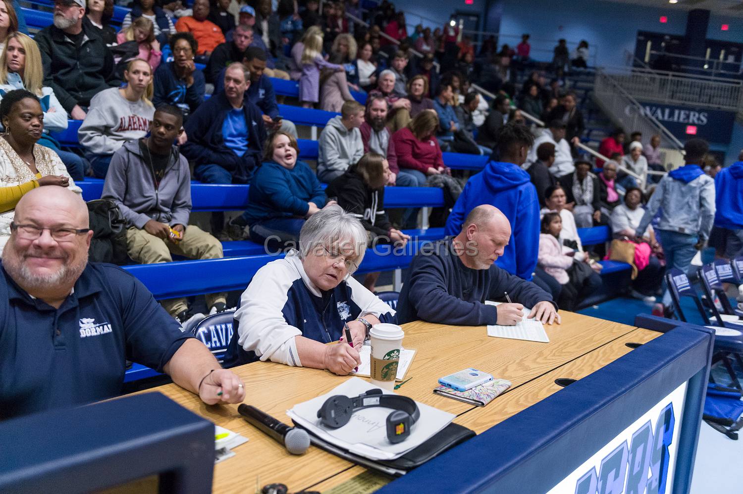 VarLadiesBBvsRiverside 158.jpg